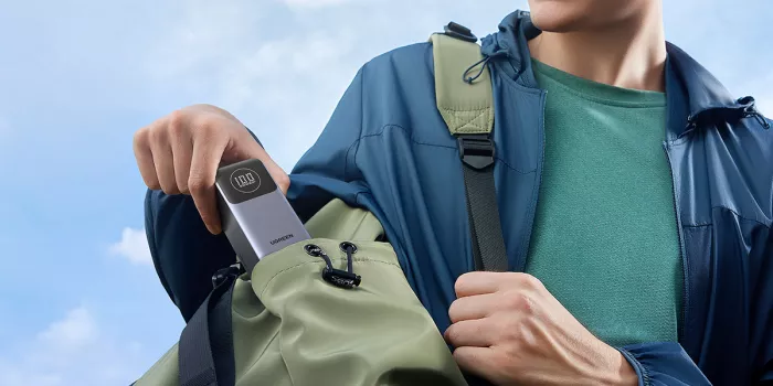 Ugreen выпустила два ёмких пауэрбанка, которые умеют показывать уровень заряда в виде эмоций «Инфобокс»